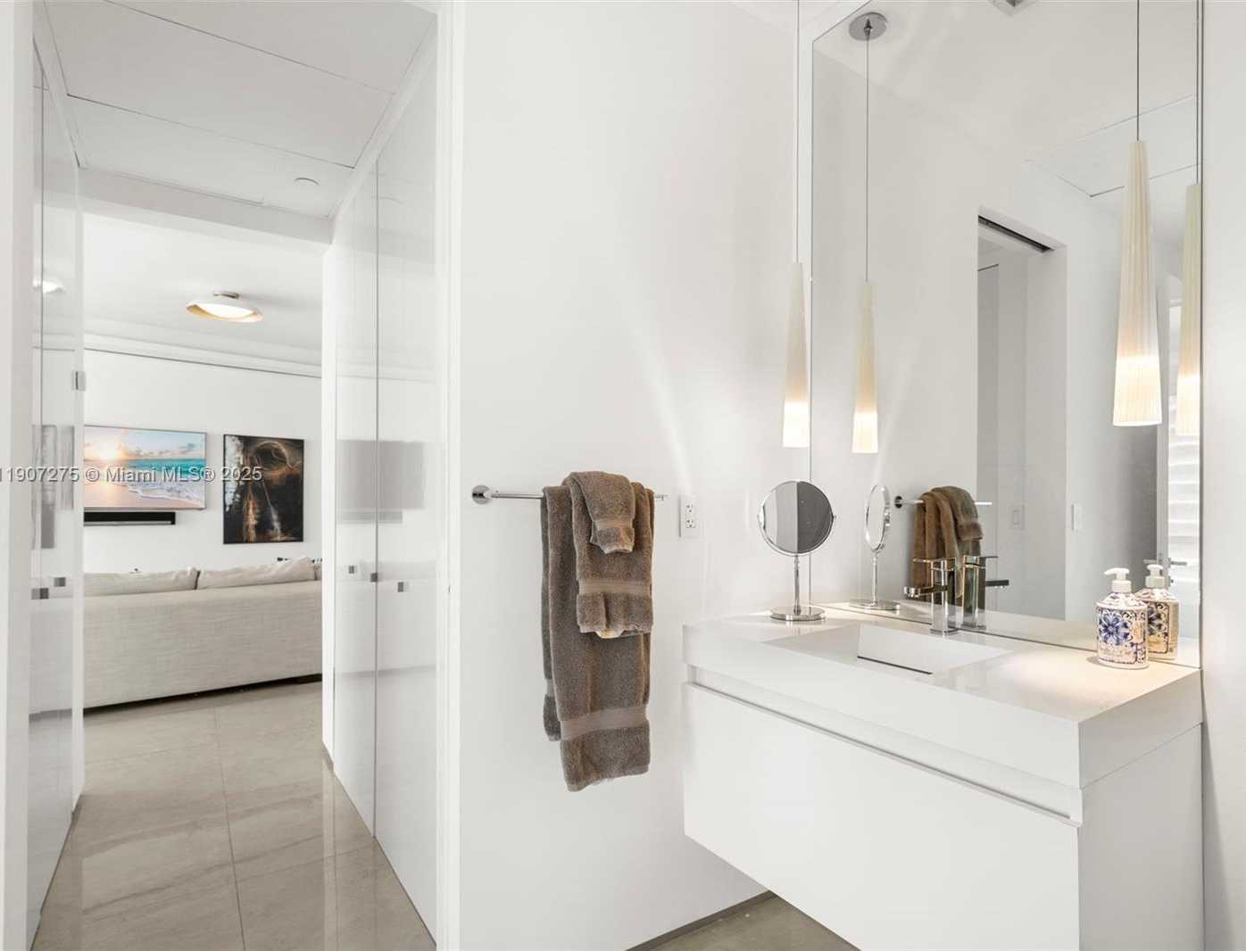 Small Image of 450 ALTON RD #PH 4104, Miami Beach Number 40