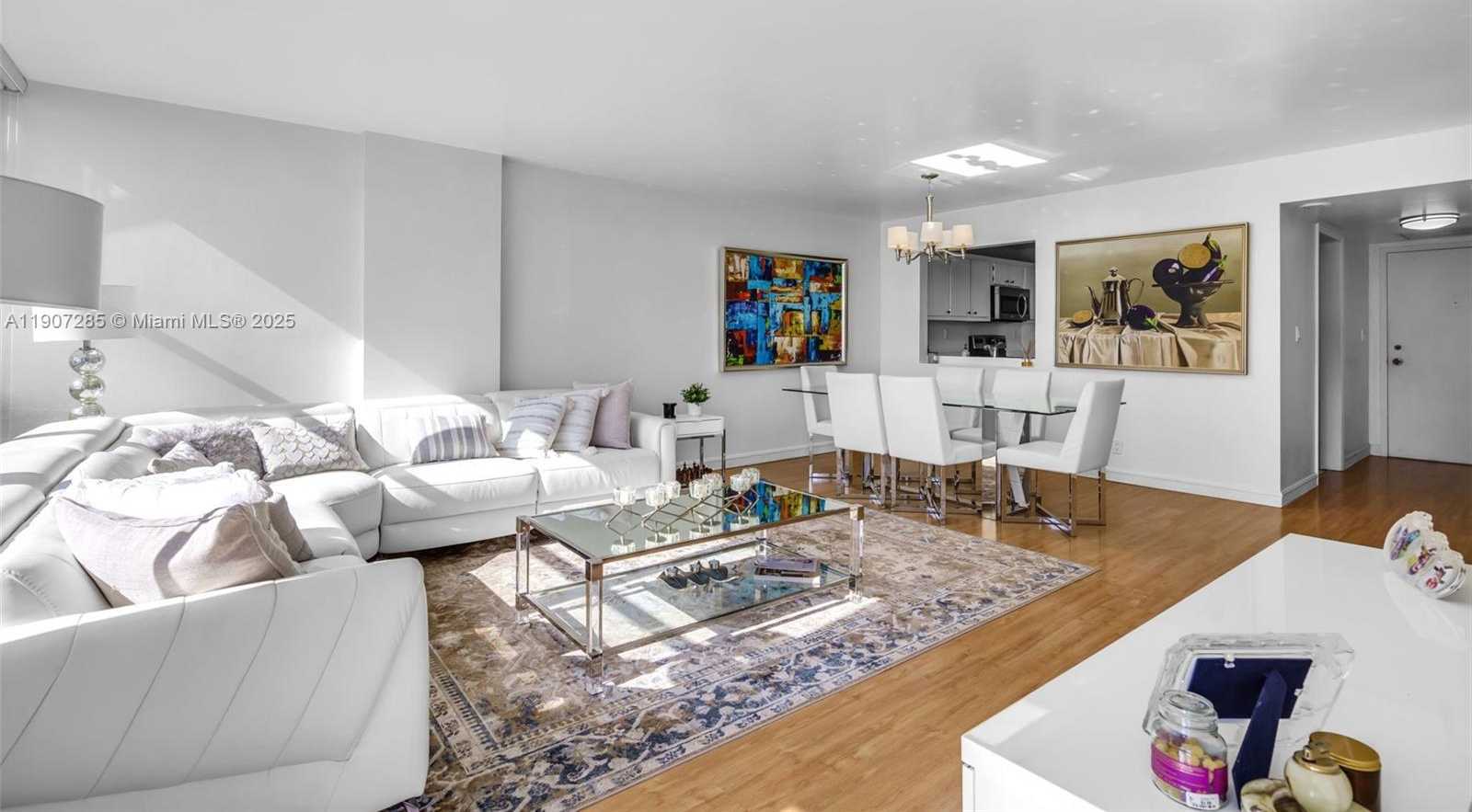 Small Image of 1925 BRICKELL AVE #1811, Miami Number 14