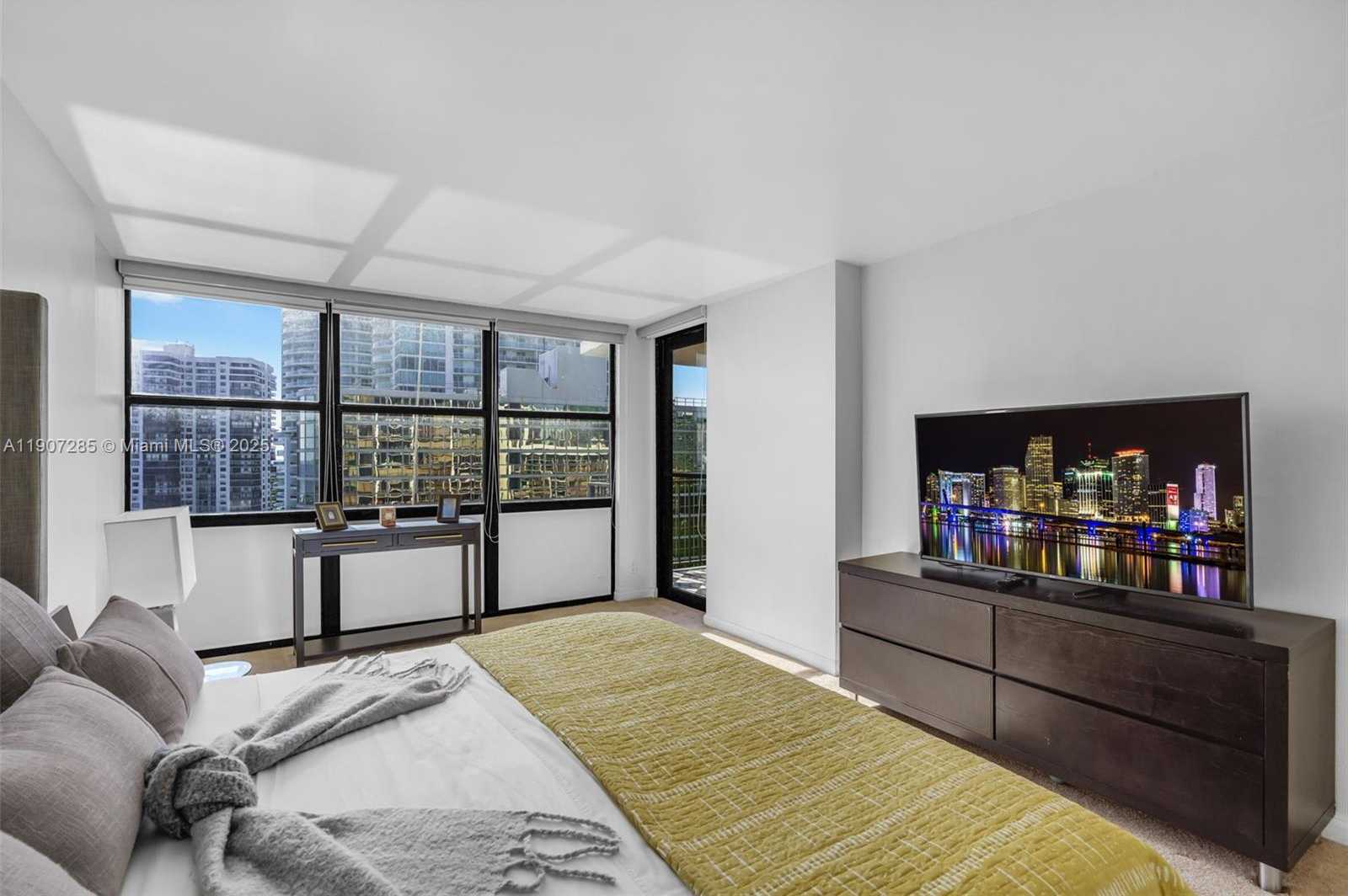 Small Image of 1925 BRICKELL AVE #1811, Miami Number 19