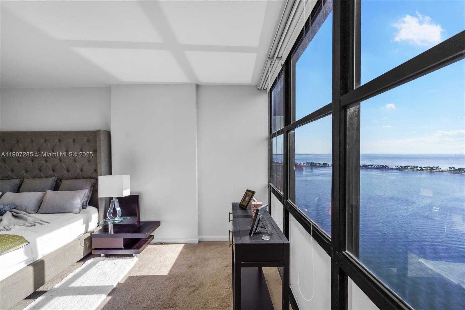 Small Image of 1925 BRICKELL AVE #1811, Miami Number 20