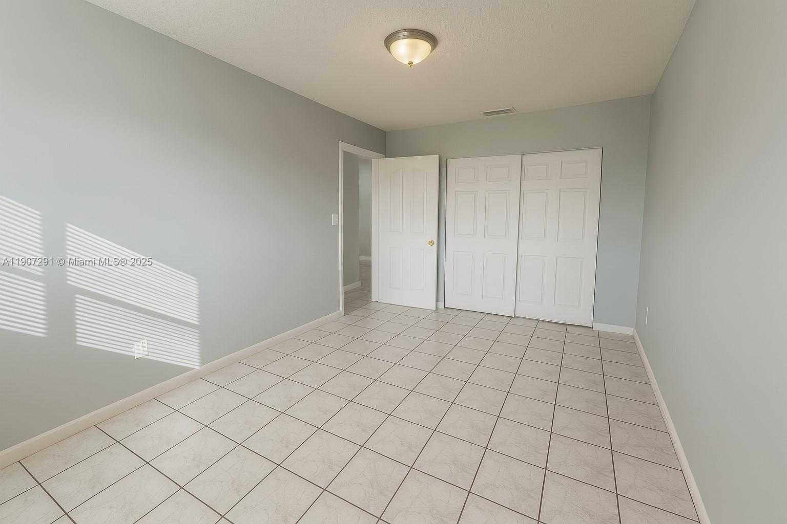 Small Image of 18250 MEDITERRANEAN BLVD #8-15, Hialeah Number 10
