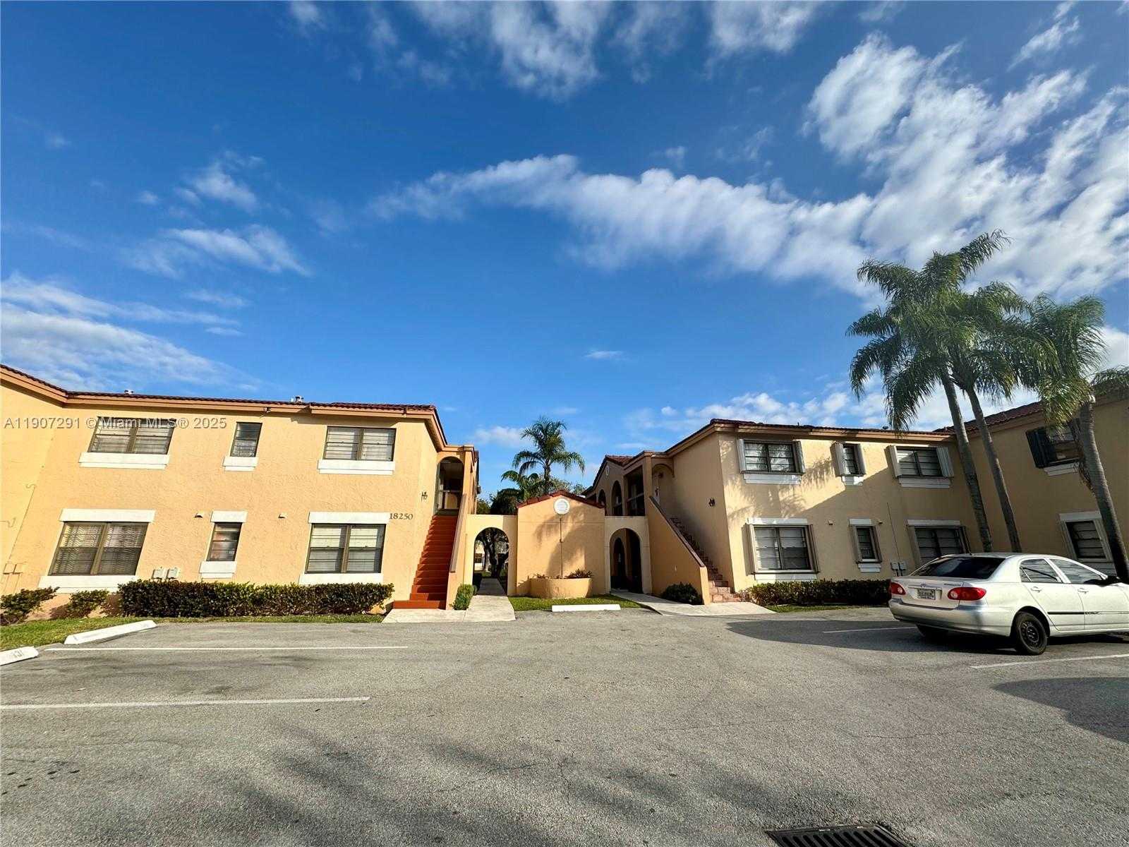 Small Image of 18250 MEDITERRANEAN BLVD #8-15, Hialeah Number 21