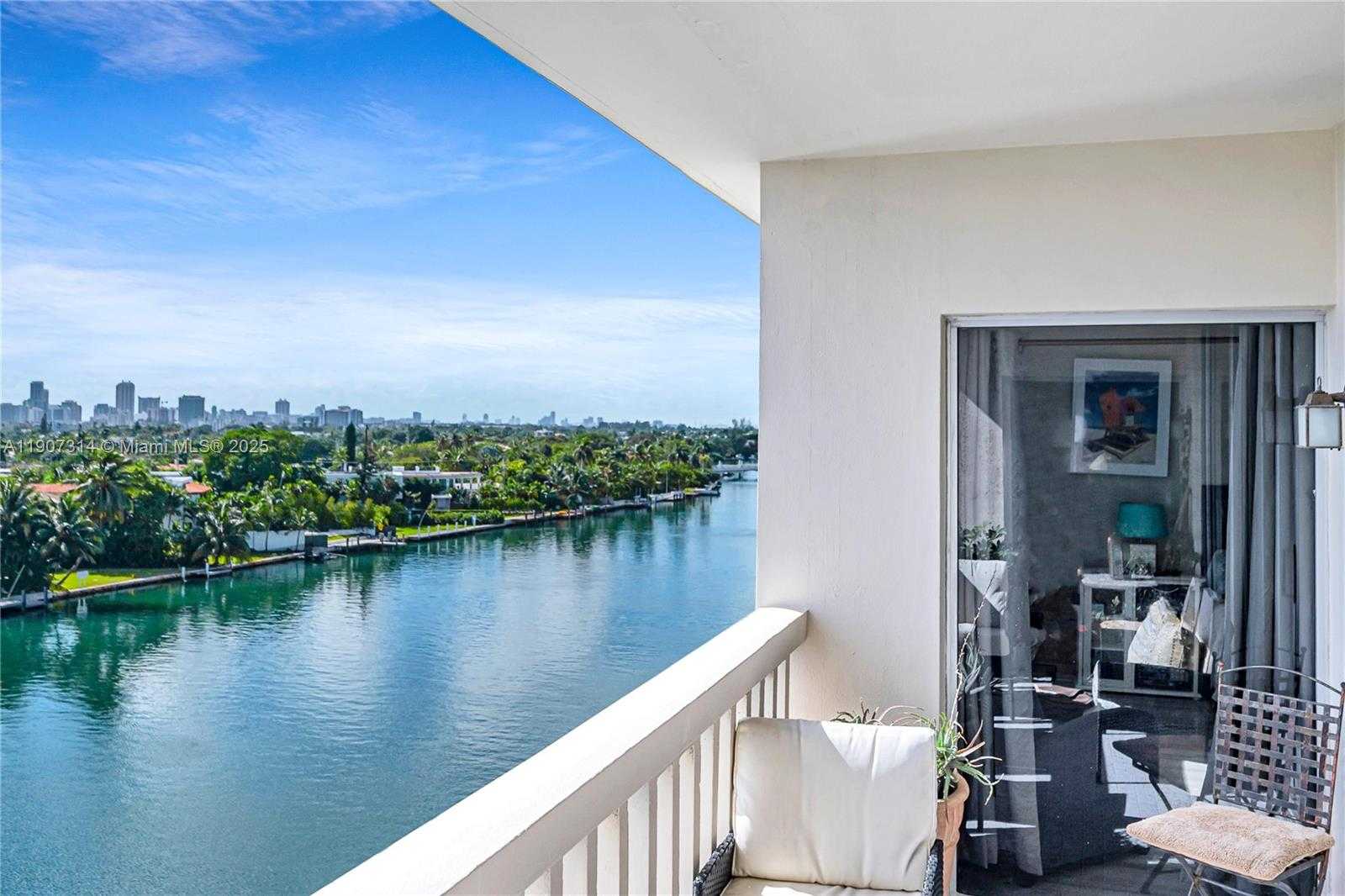 Small Image of 9111 EAST BAY HARBOR DR #PHB, Bay Harbor Islands Number 34