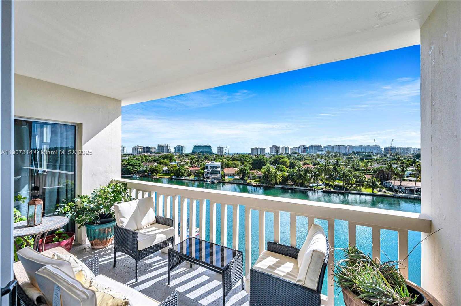 Small Image of 9111 EAST BAY HARBOR DR #PHB, Bay Harbor Islands Number 5