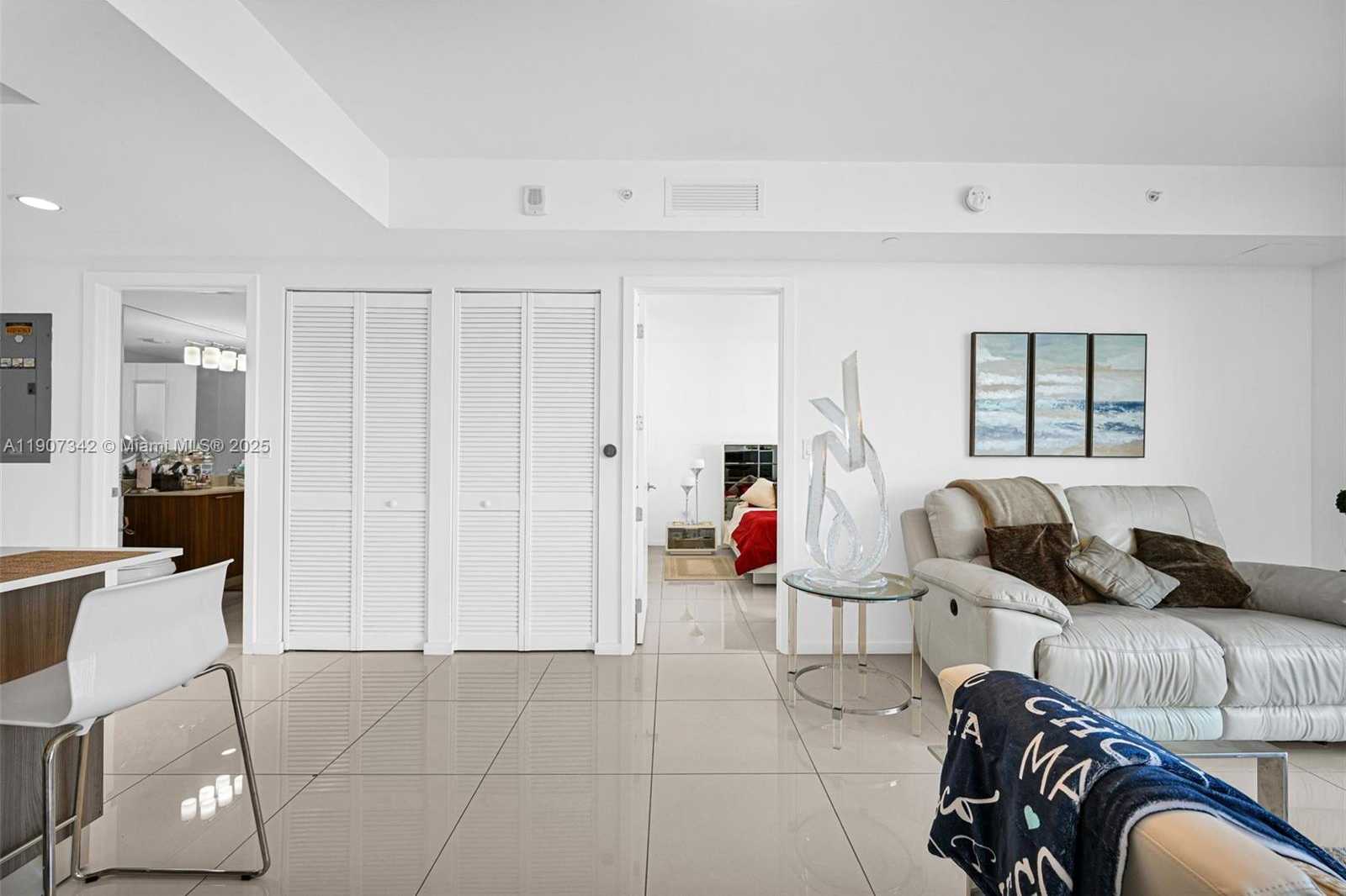 Small Image of 5300 NORTH WEST 85TH AVE #1107, Doral Number 16