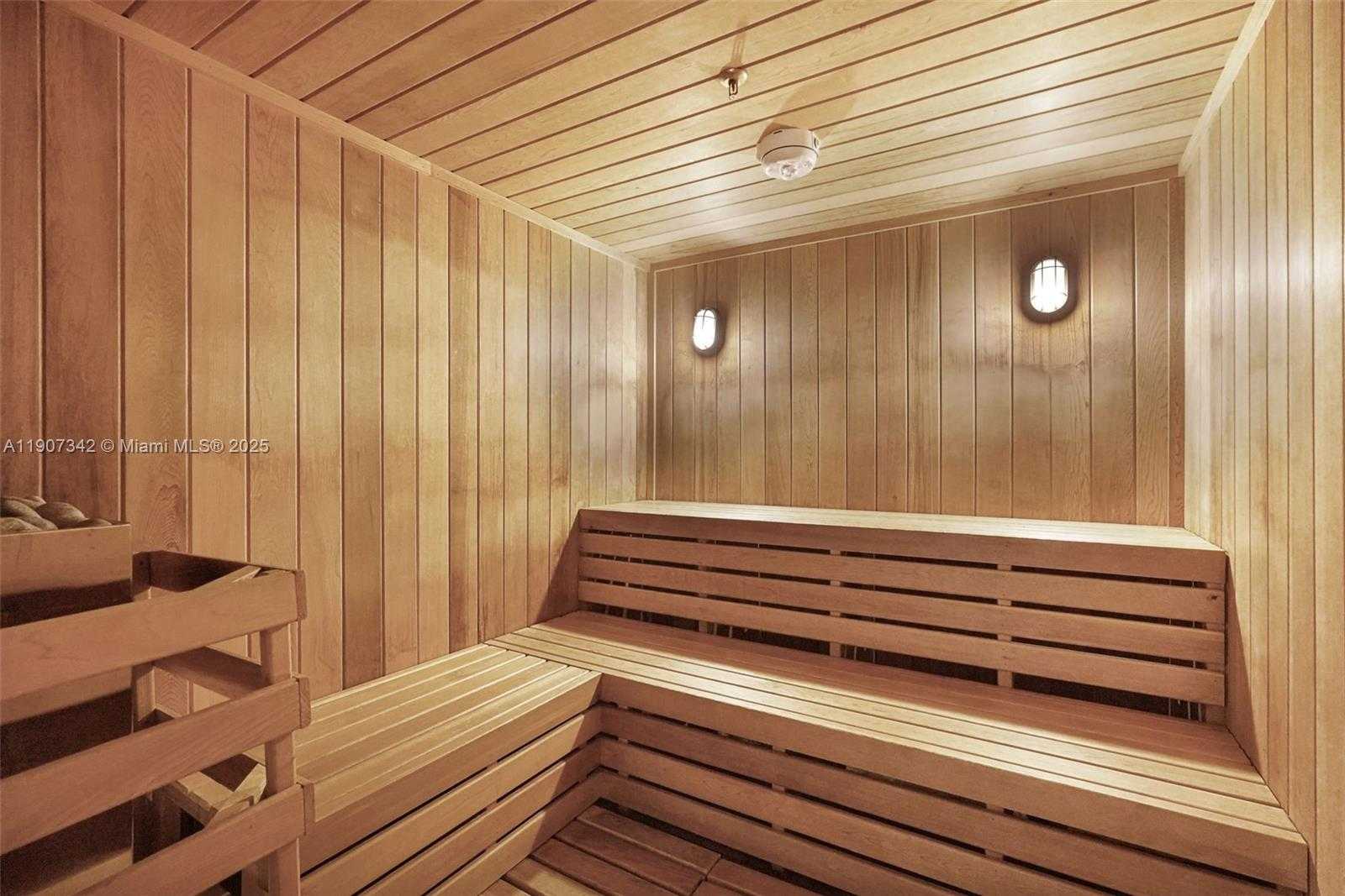 Small Image of 5300 NORTH WEST 85TH AVE #1107, Doral Number 75