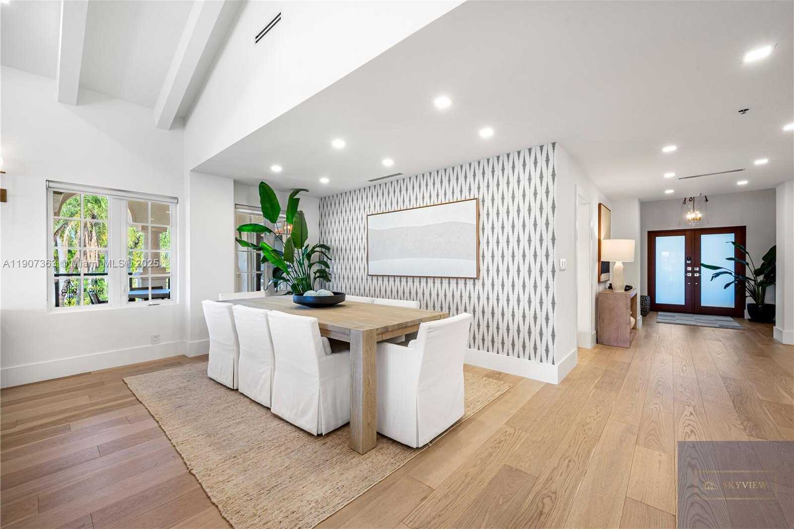 Small Image of 2236 FISHER ISLAND DR #3306, Miami Beach Number 11