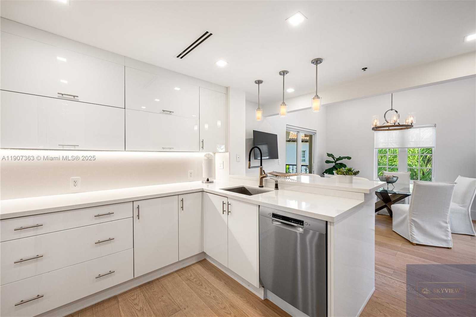 Small Image of 2236 FISHER ISLAND DR #3306, Miami Beach Number 15