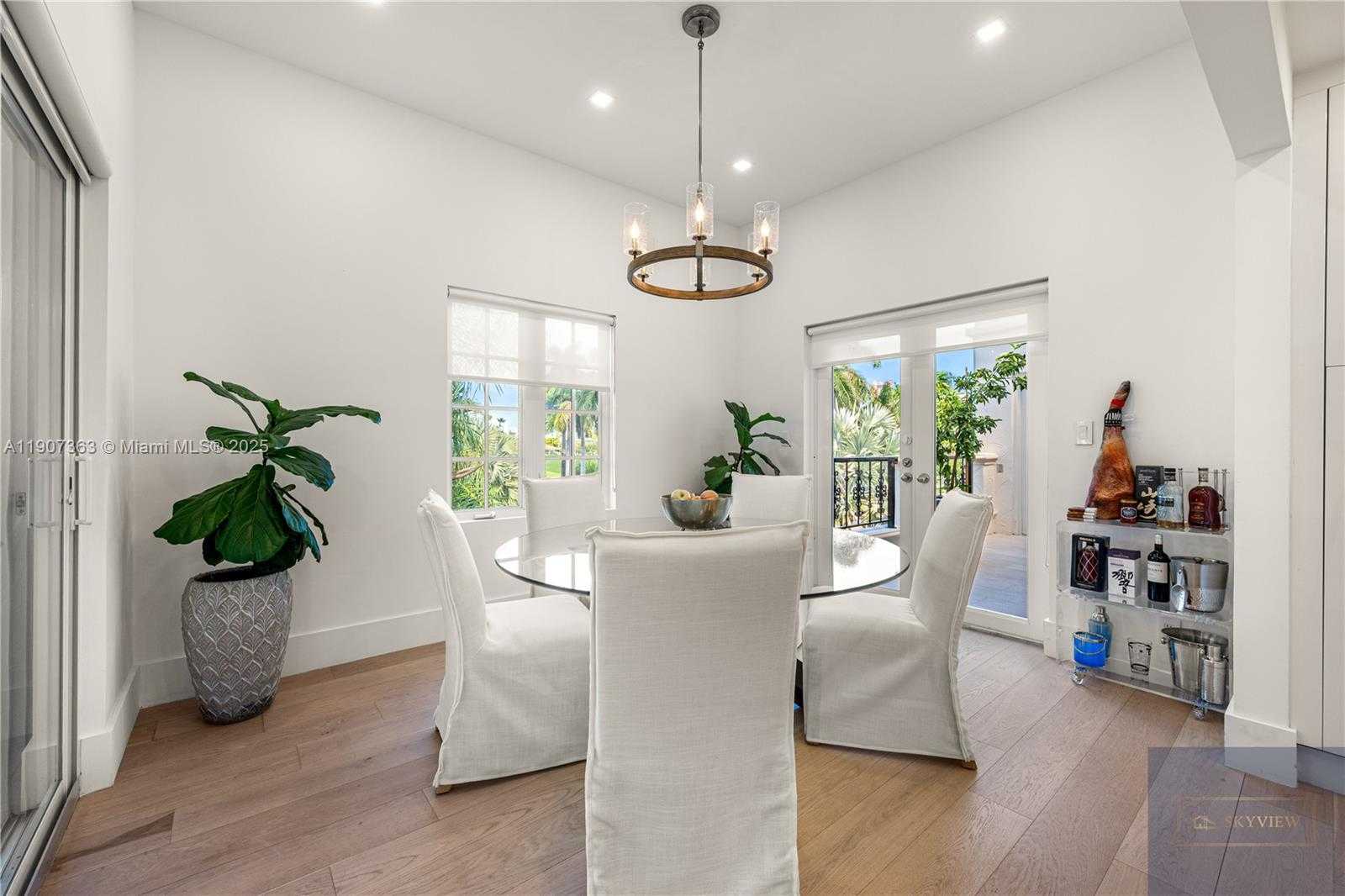 Small Image of 2236 FISHER ISLAND DR #3306, Miami Beach Number 19