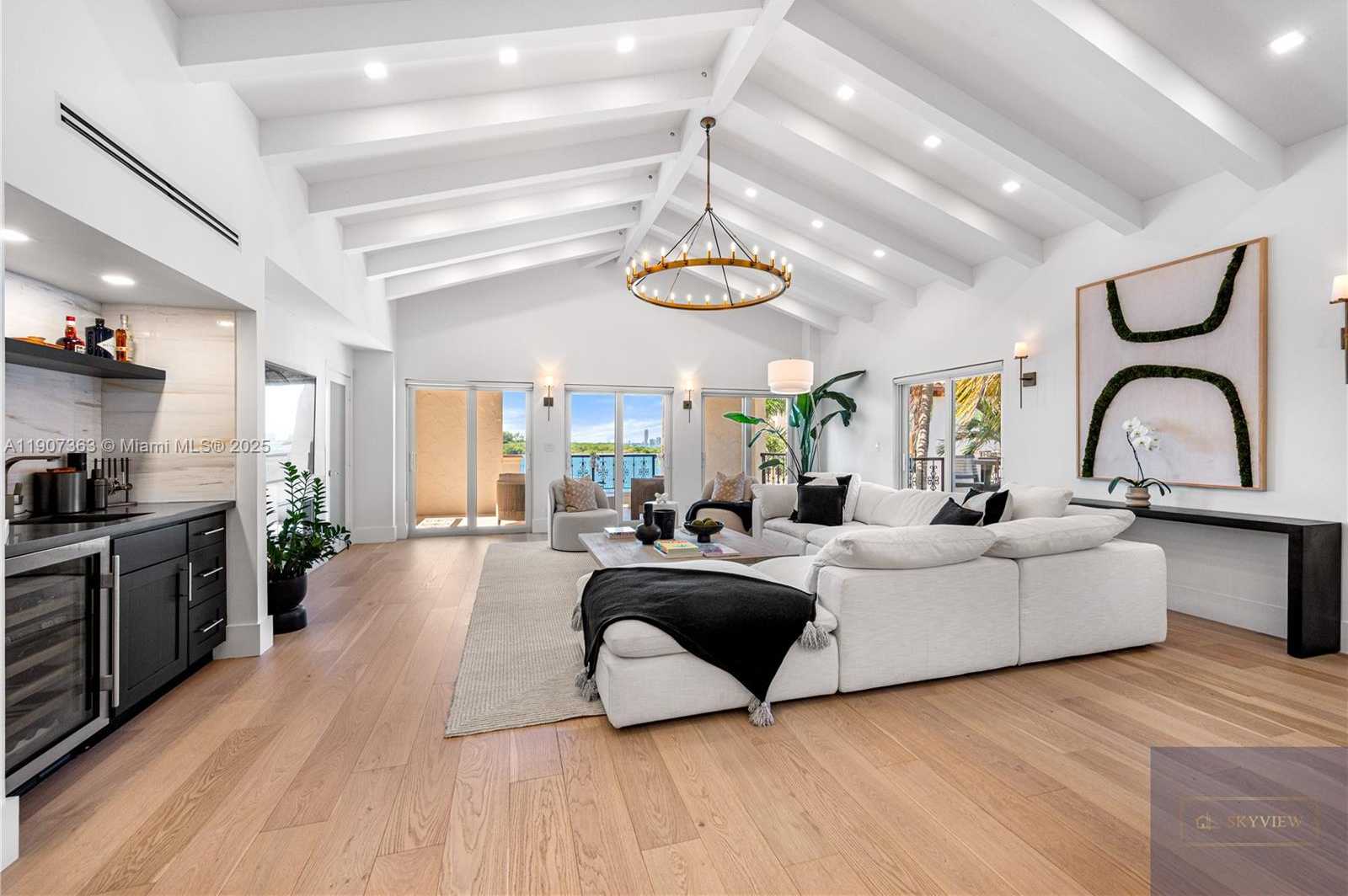 Small Image of 2236 FISHER ISLAND DR #3306, Miami Beach Number 2