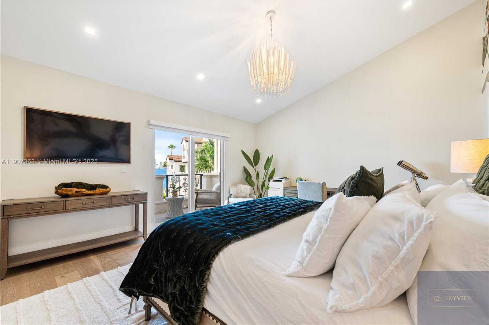 Small Image of 2236 FISHER ISLAND DR #3306, Miami Beach Number 28