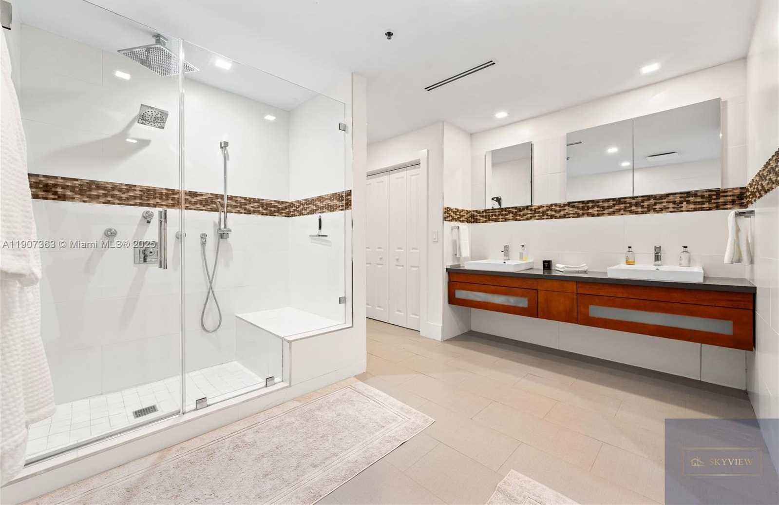 Small Image of 2236 FISHER ISLAND DR #3306, Miami Beach Number 29