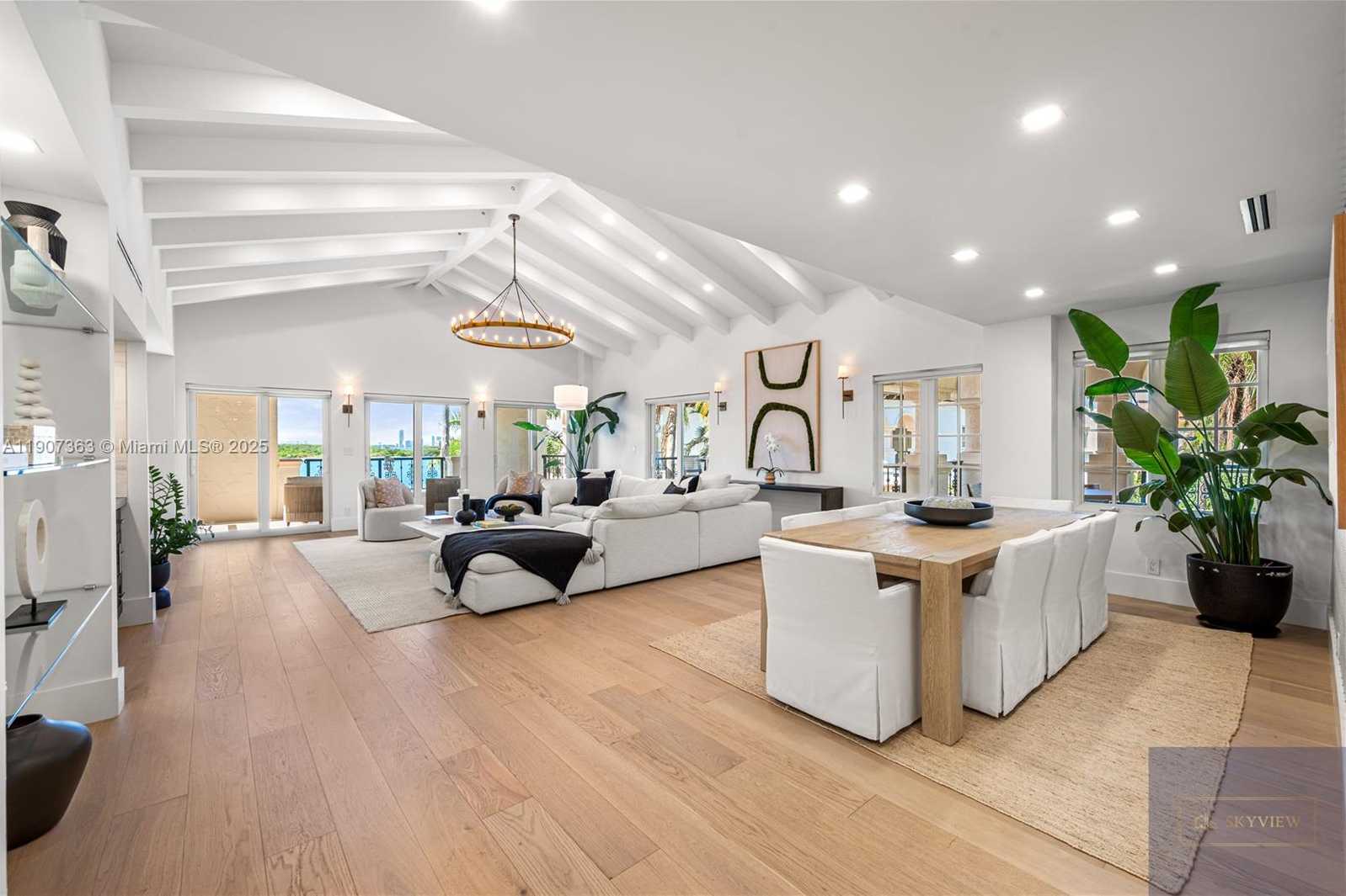 Small Image of 2236 FISHER ISLAND DR #3306, Miami Beach Number 3