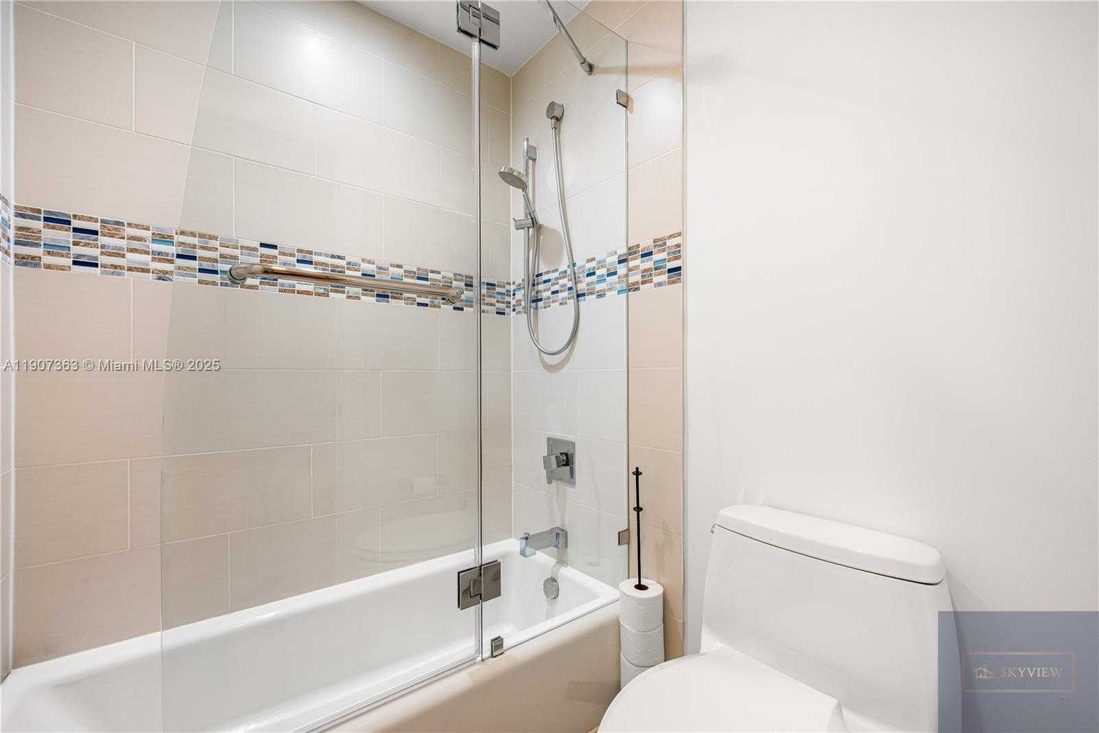 Small Image of 2236 FISHER ISLAND DR #3306, Miami Beach Number 34
