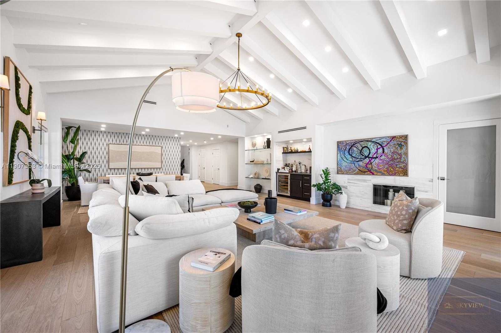 Small Image of 2236 FISHER ISLAND DR #3306, Miami Beach Number 5