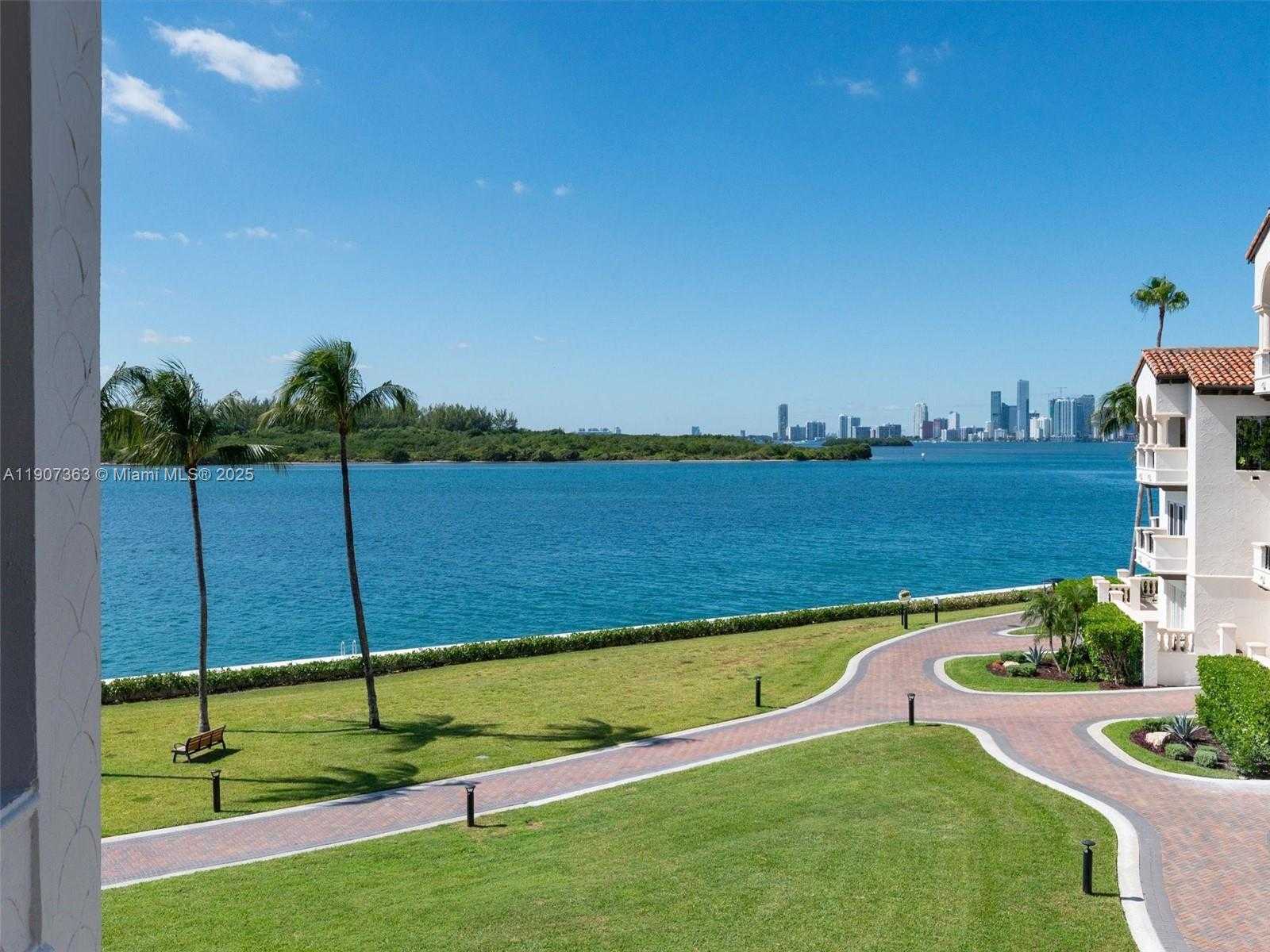 Small Image of 2236 FISHER ISLAND DR #3306, Miami Beach Number 8