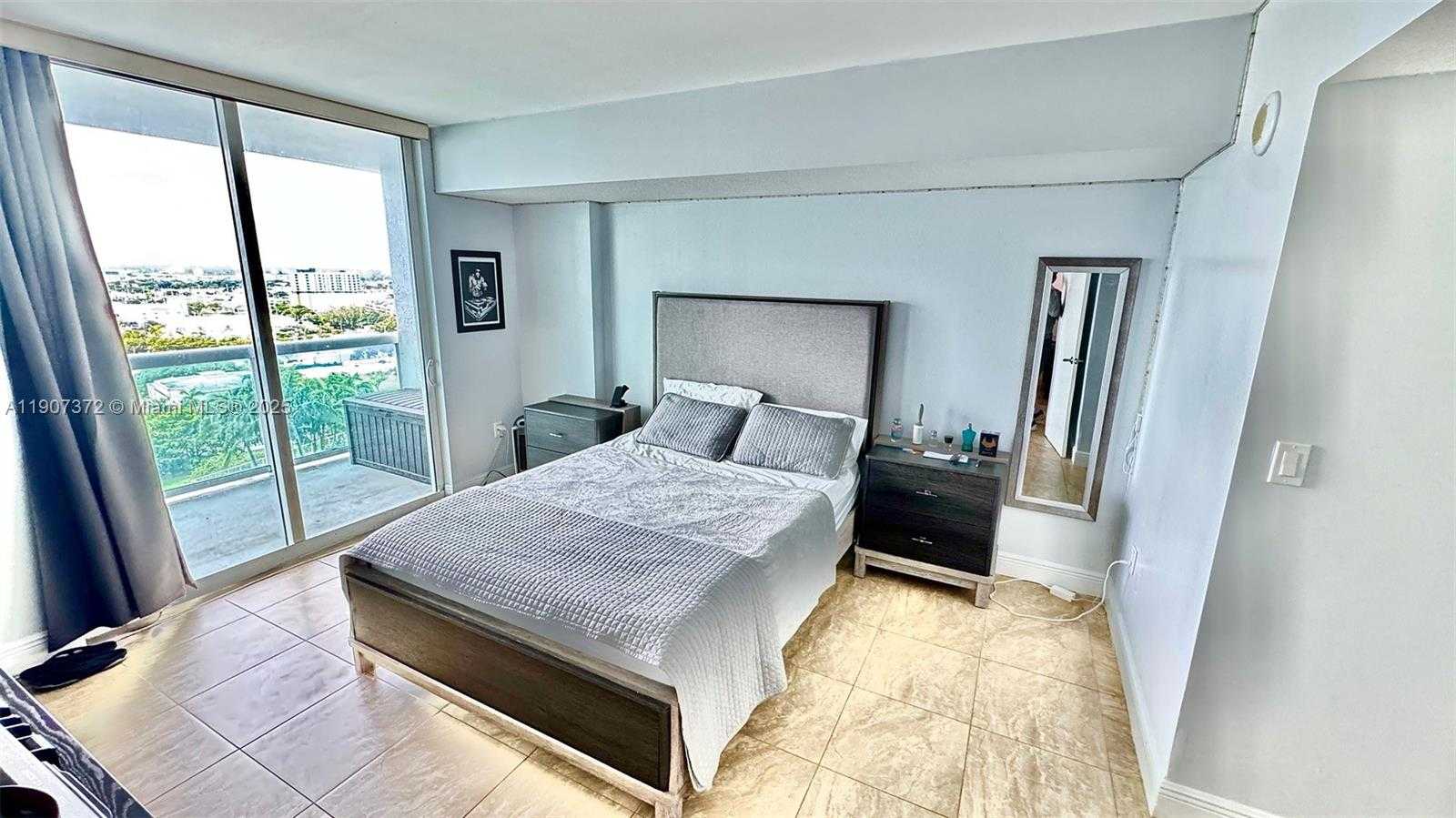 Small Image of 1800 NORTH BAYSHORE DR #1906, Miami Number 16