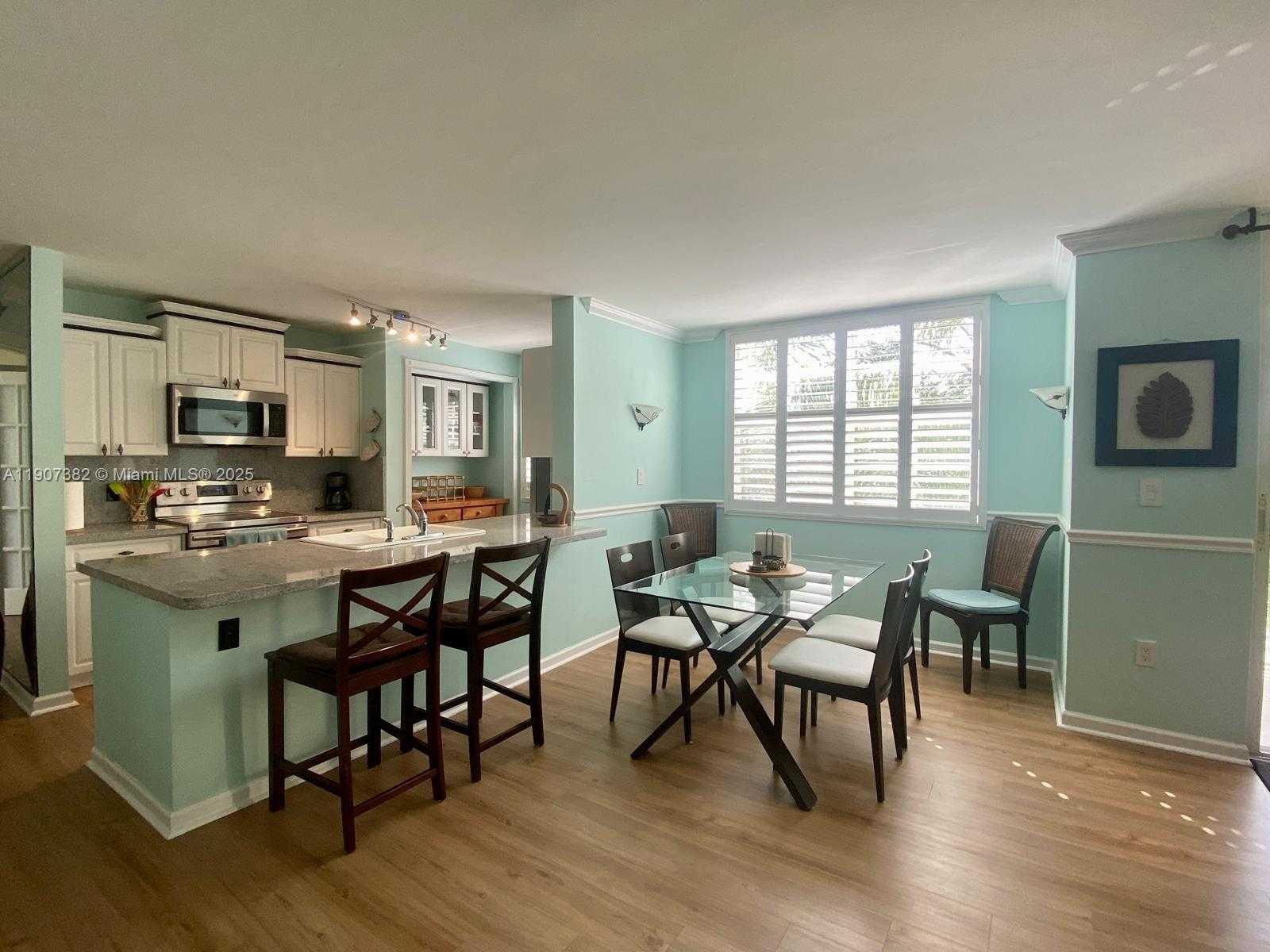 Small Image of 19655 EAST COUNTRY CLUB DR #6401, Aventura Number 2