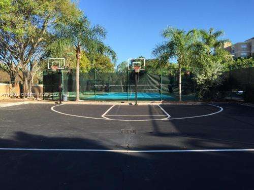 Small Image of 19655 EAST COUNTRY CLUB DR #6401, Aventura Number 30