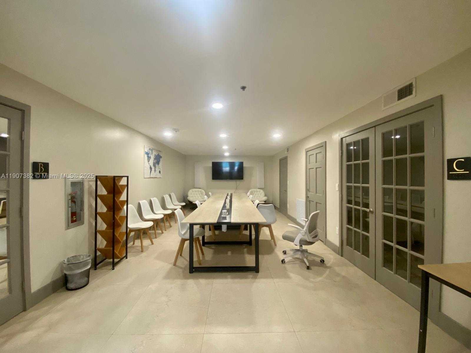 Small Image of 19655 EAST COUNTRY CLUB DR #6401, Aventura Number 33