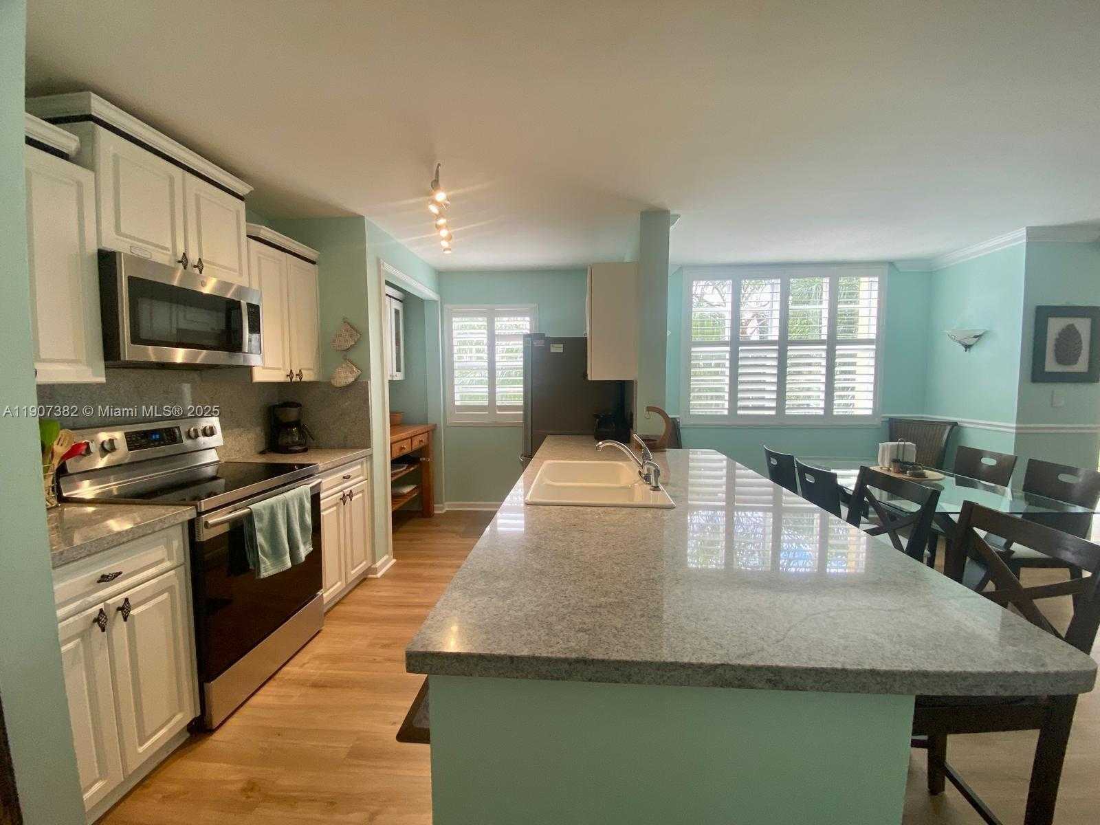 Small Image of 19655 EAST COUNTRY CLUB DR #6401, Aventura Number 4