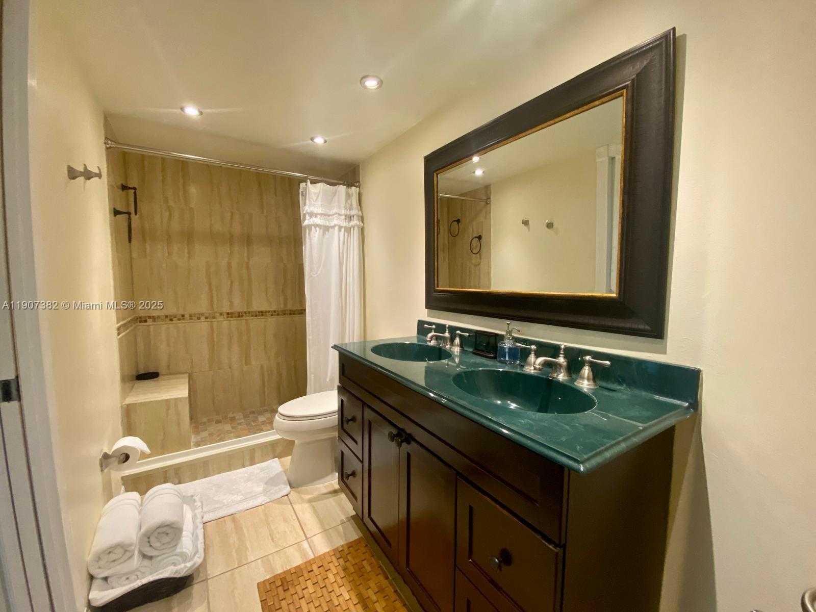 Small Image of 19655 EAST COUNTRY CLUB DR #6401, Aventura Number 7