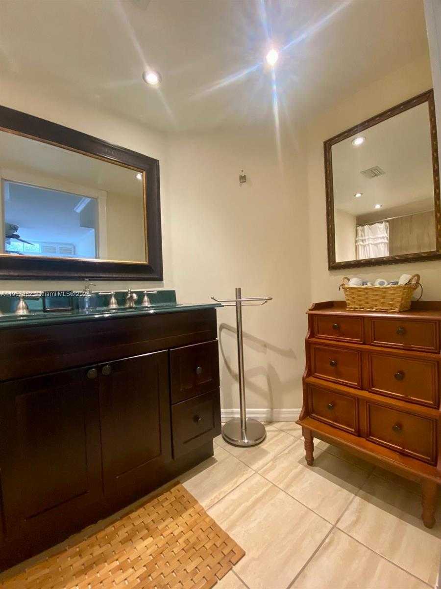 Small Image of 19655 EAST COUNTRY CLUB DR #6401, Aventura Number 8