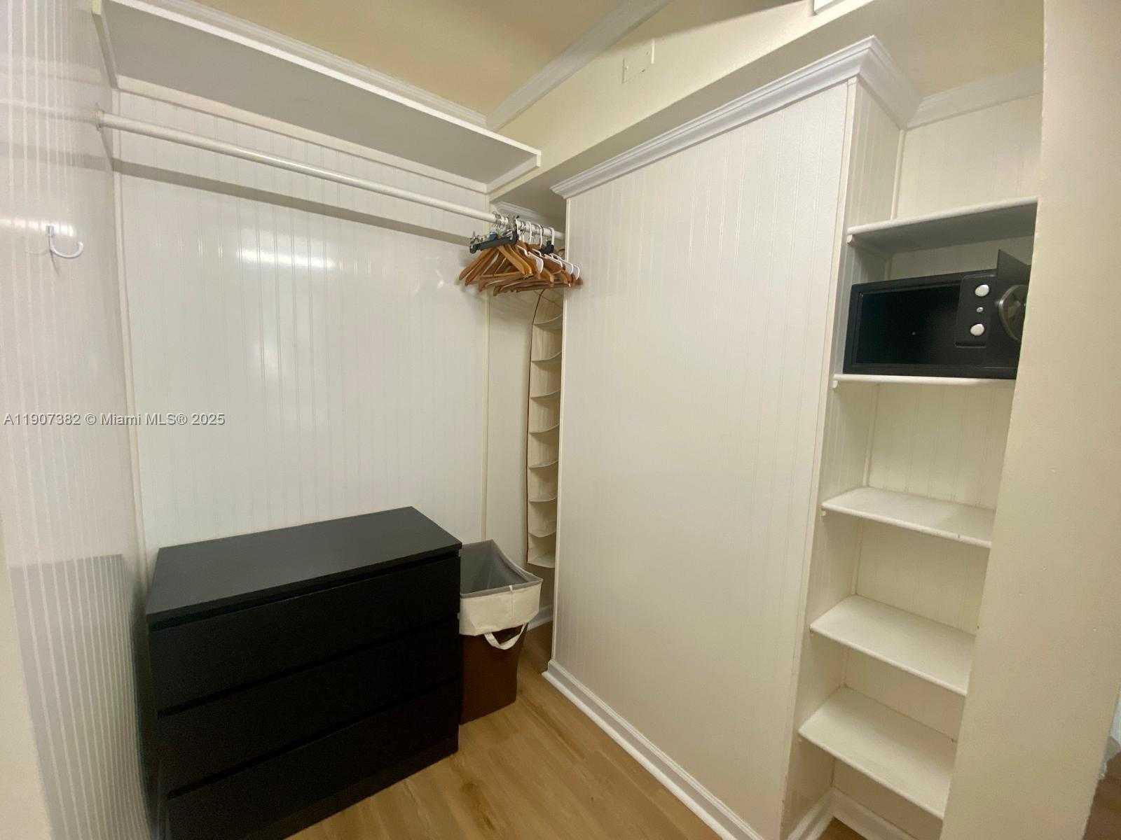 Small Image of 19655 EAST COUNTRY CLUB DR #6401, Aventura Number 9