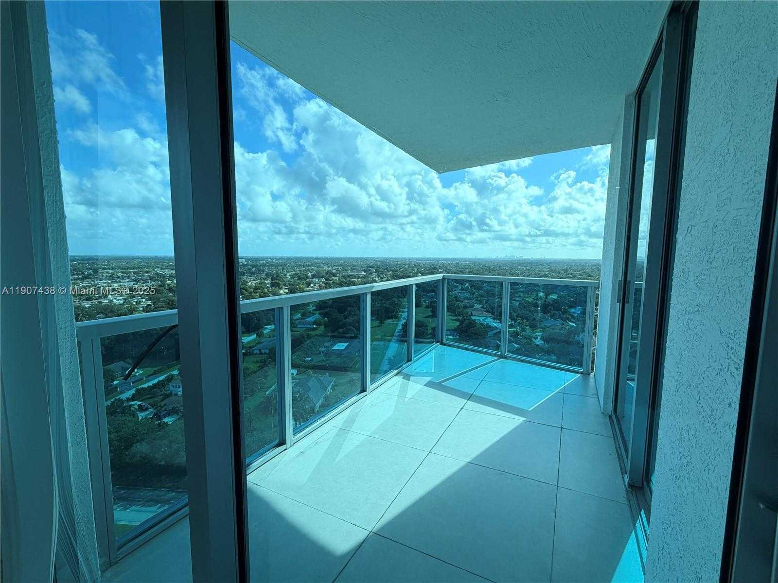 Small Image of 2641 NORTH FLAMINGO RD #2208N, Sunrise Number 10