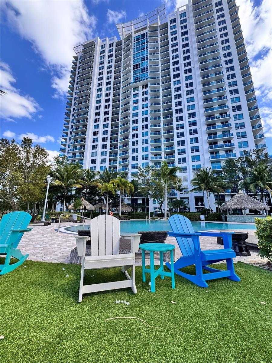 Small Image of 2641 NORTH FLAMINGO RD #2208N, Sunrise Number 41