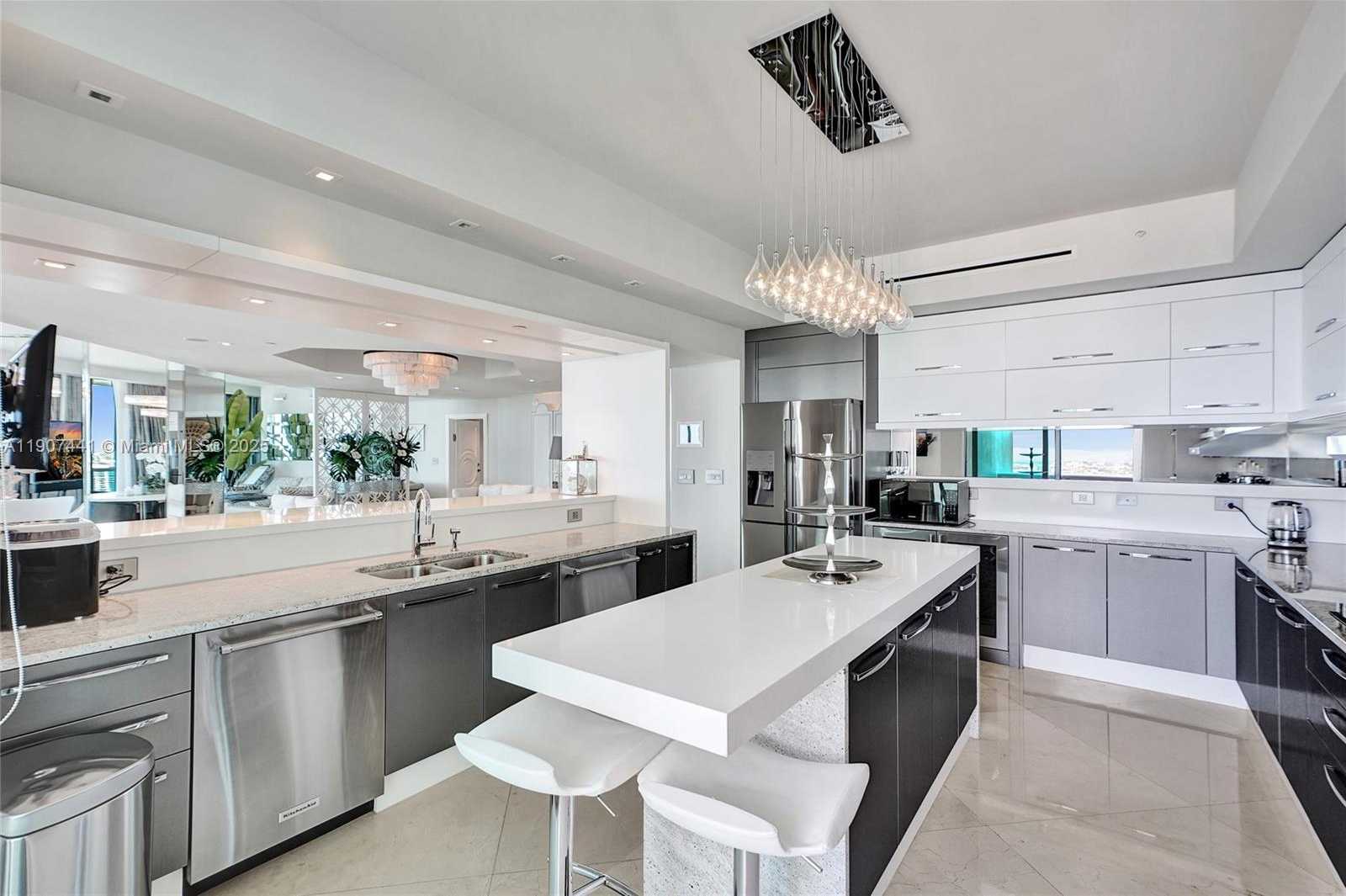 Small Image of 900 BISCAYNE BLVD #6107, Miami Number 20