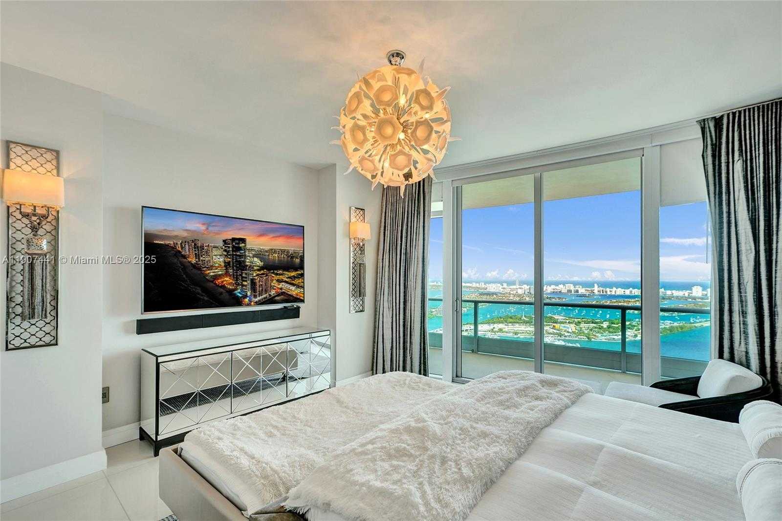 Small Image of 900 BISCAYNE BLVD #6107, Miami Number 27