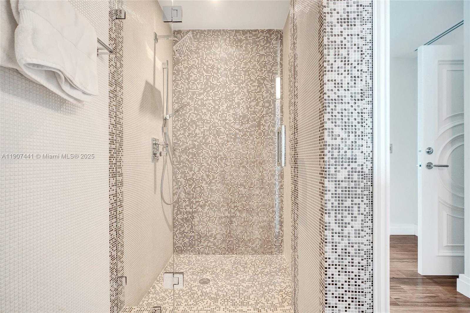 Small Image of 900 BISCAYNE BLVD #6107, Miami Number 49