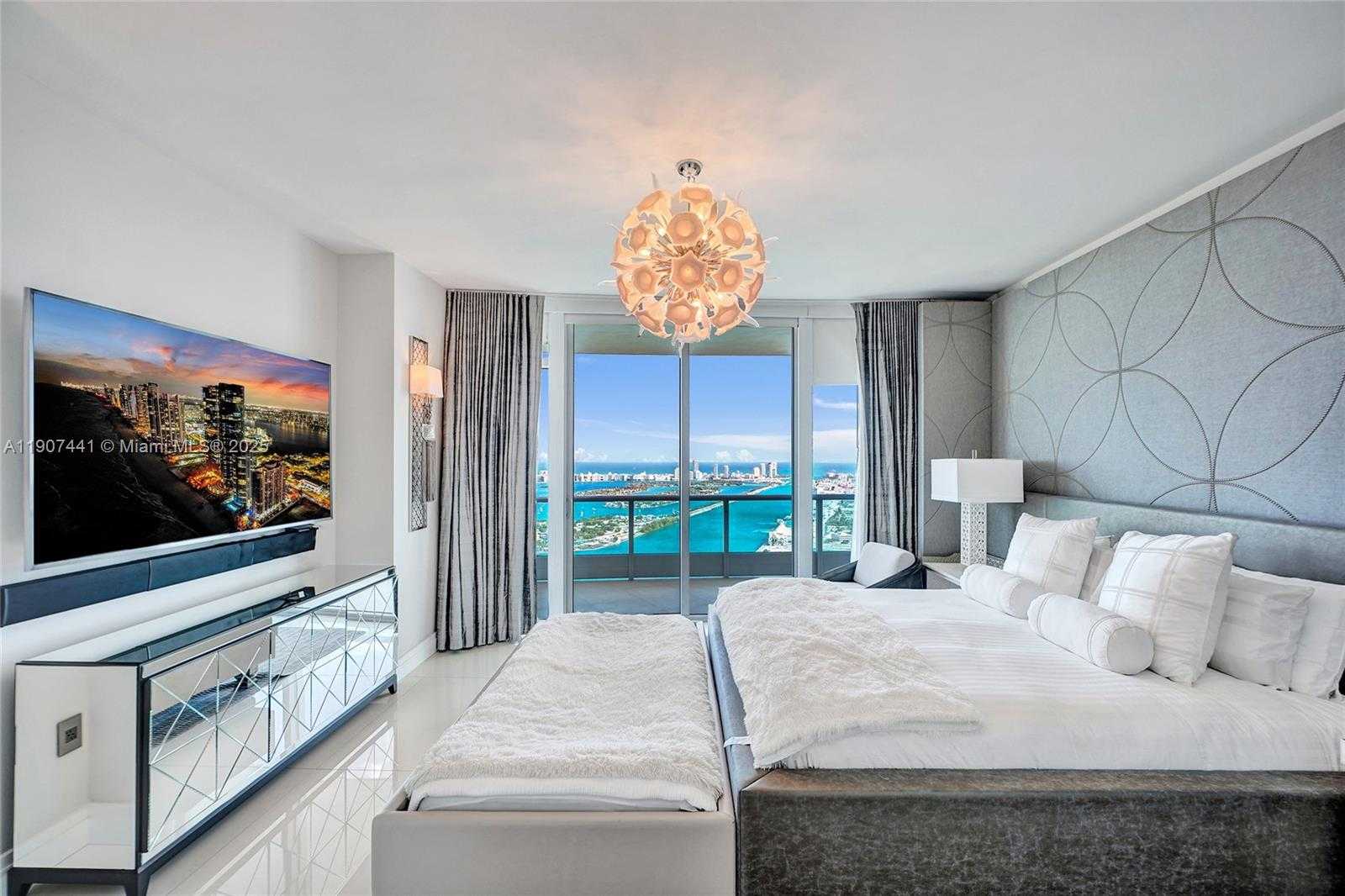 Small Image of 900 BISCAYNE BLVD #6107, Miami Number 5