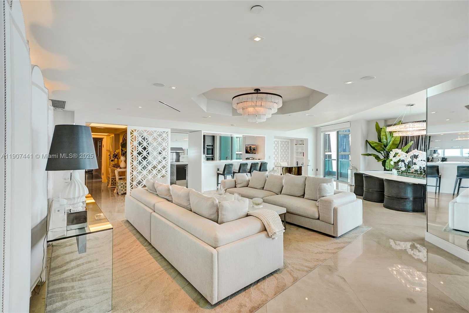 Small Image of 900 BISCAYNE BLVD #6107, Miami Number 8