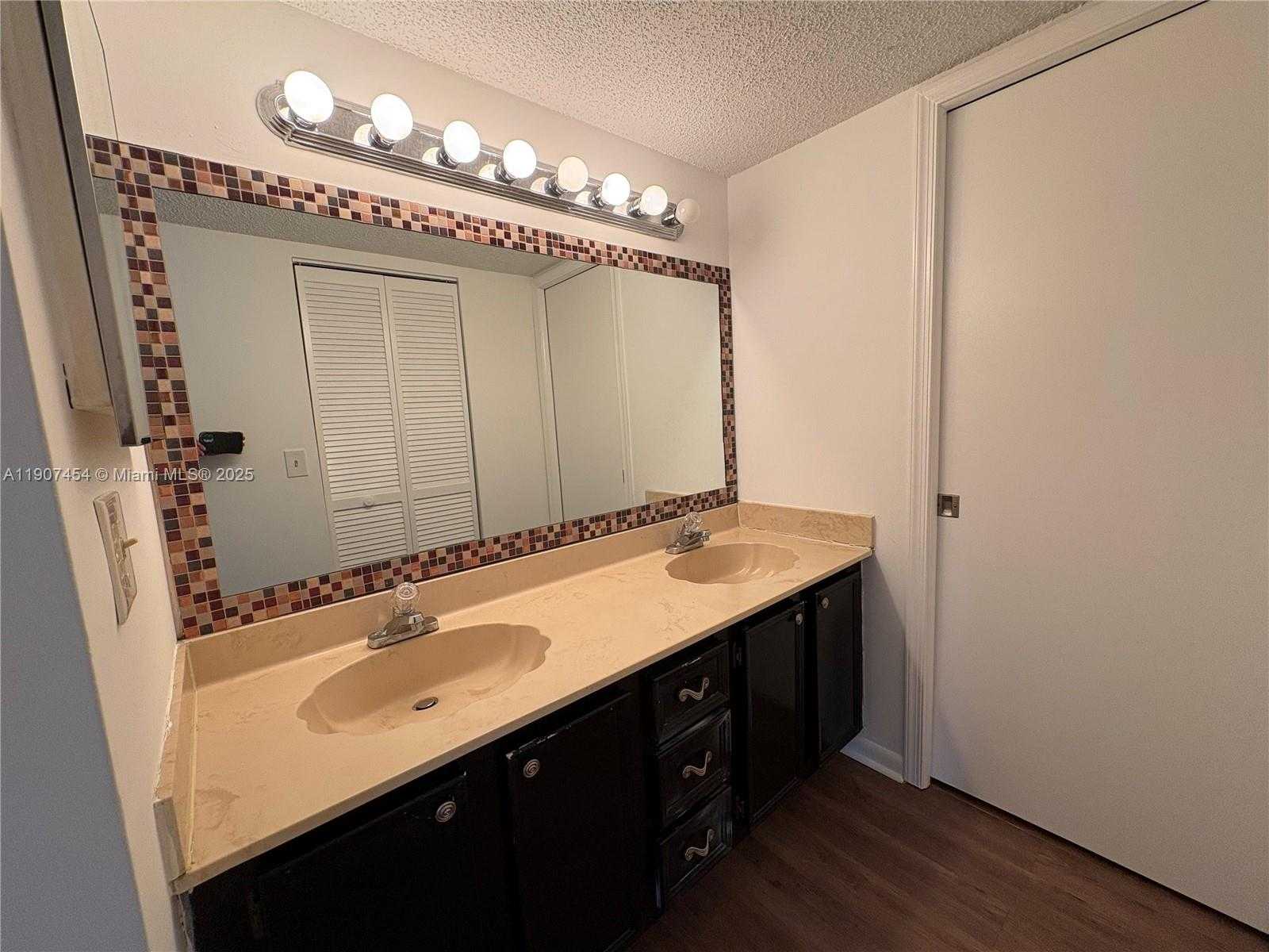 Small Image of 8444 SHADOW CT #4-3, Coral Springs Number 16