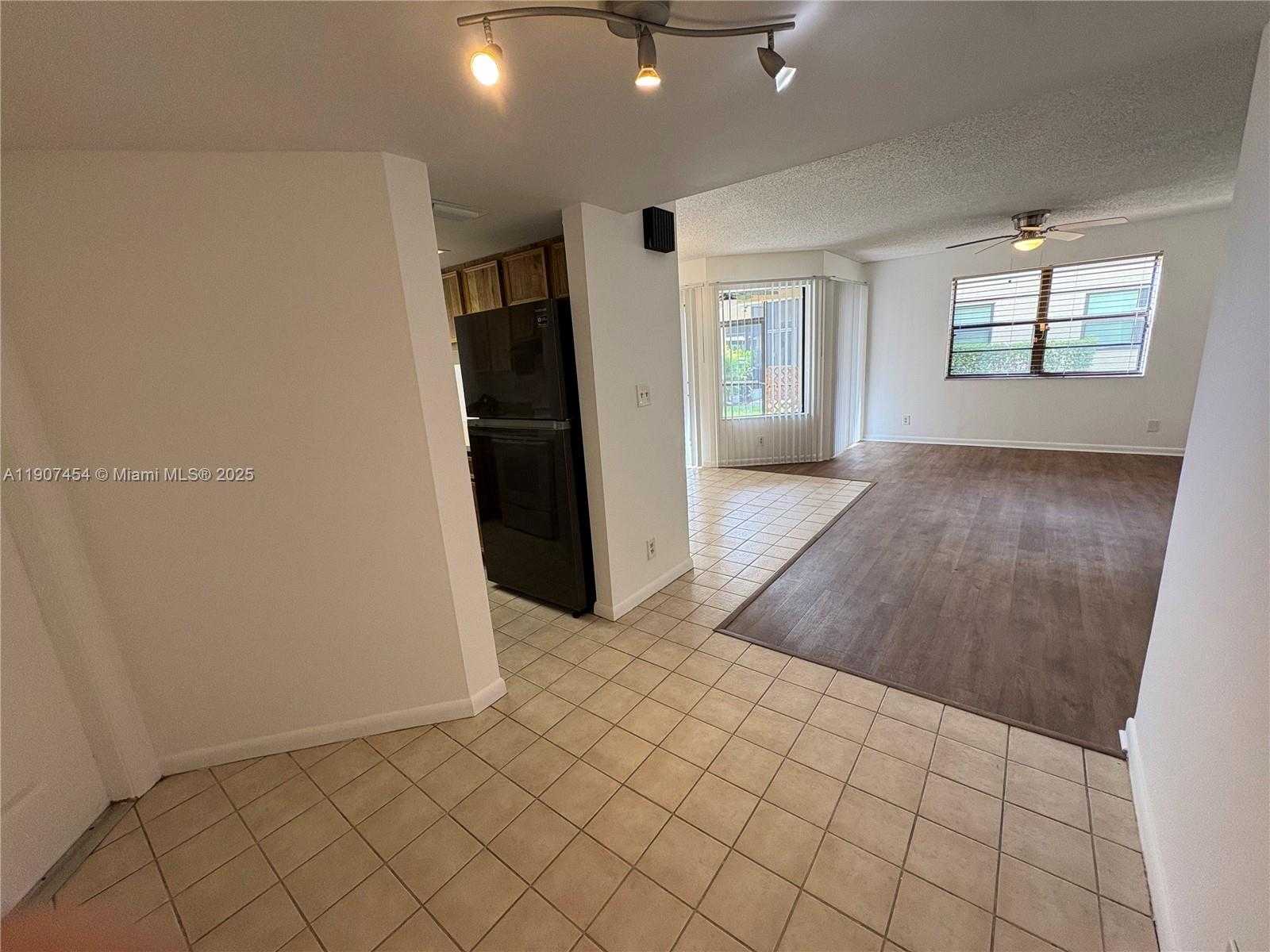 Small Image of 8444 SHADOW CT #4-3, Coral Springs Number 3