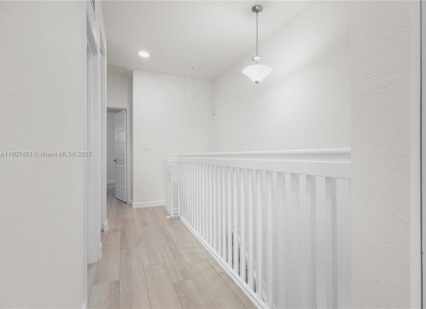 Small Image of 15081 SOUTH WEST 113TH TER, Miami Number 27