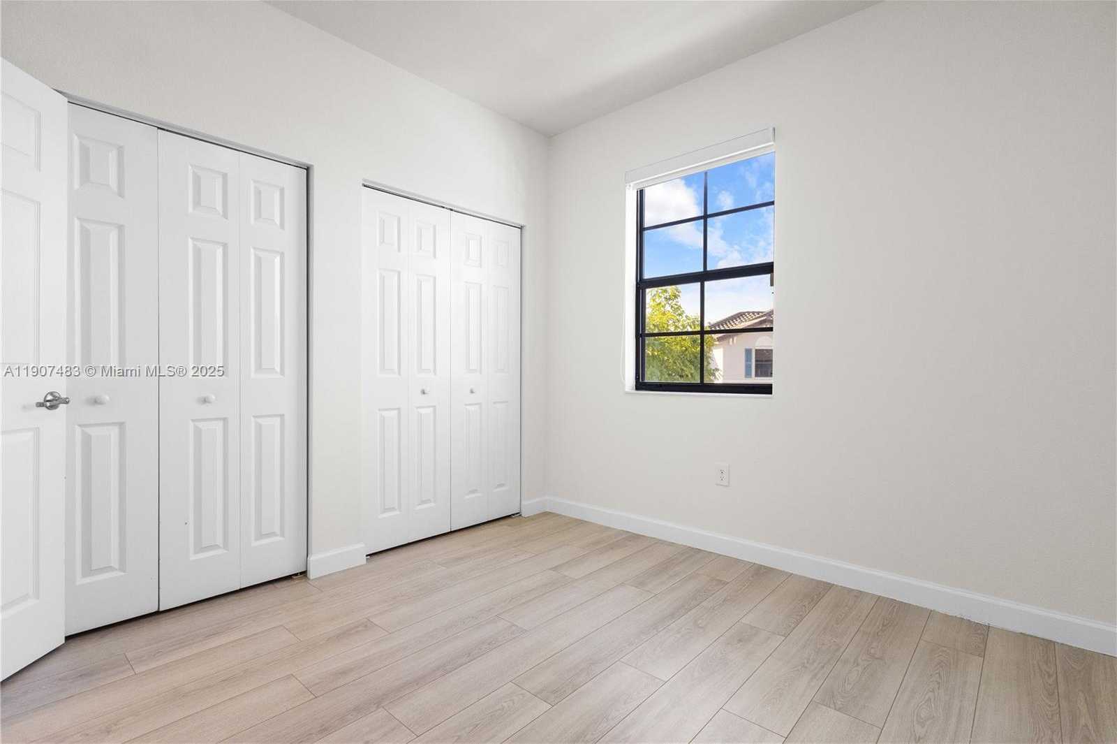 Small Image of 15081 SOUTH WEST 113TH TER, Miami Number 34