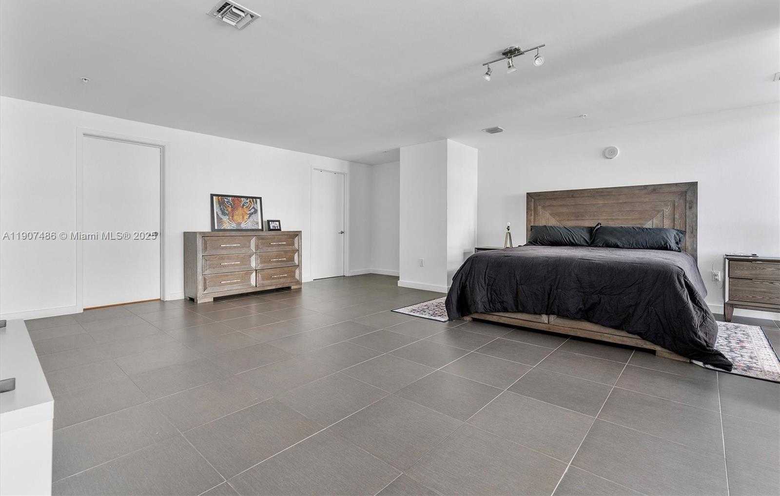 Small Image of 3301 NORTH EAST 1ST AVE #M0502, Miami Number 13