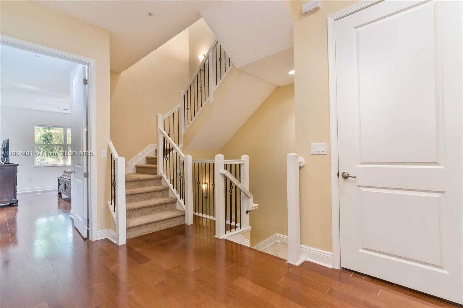 Small Image of 12448 NORTH WEST 17TH MNR, Pembroke Pines Number 10