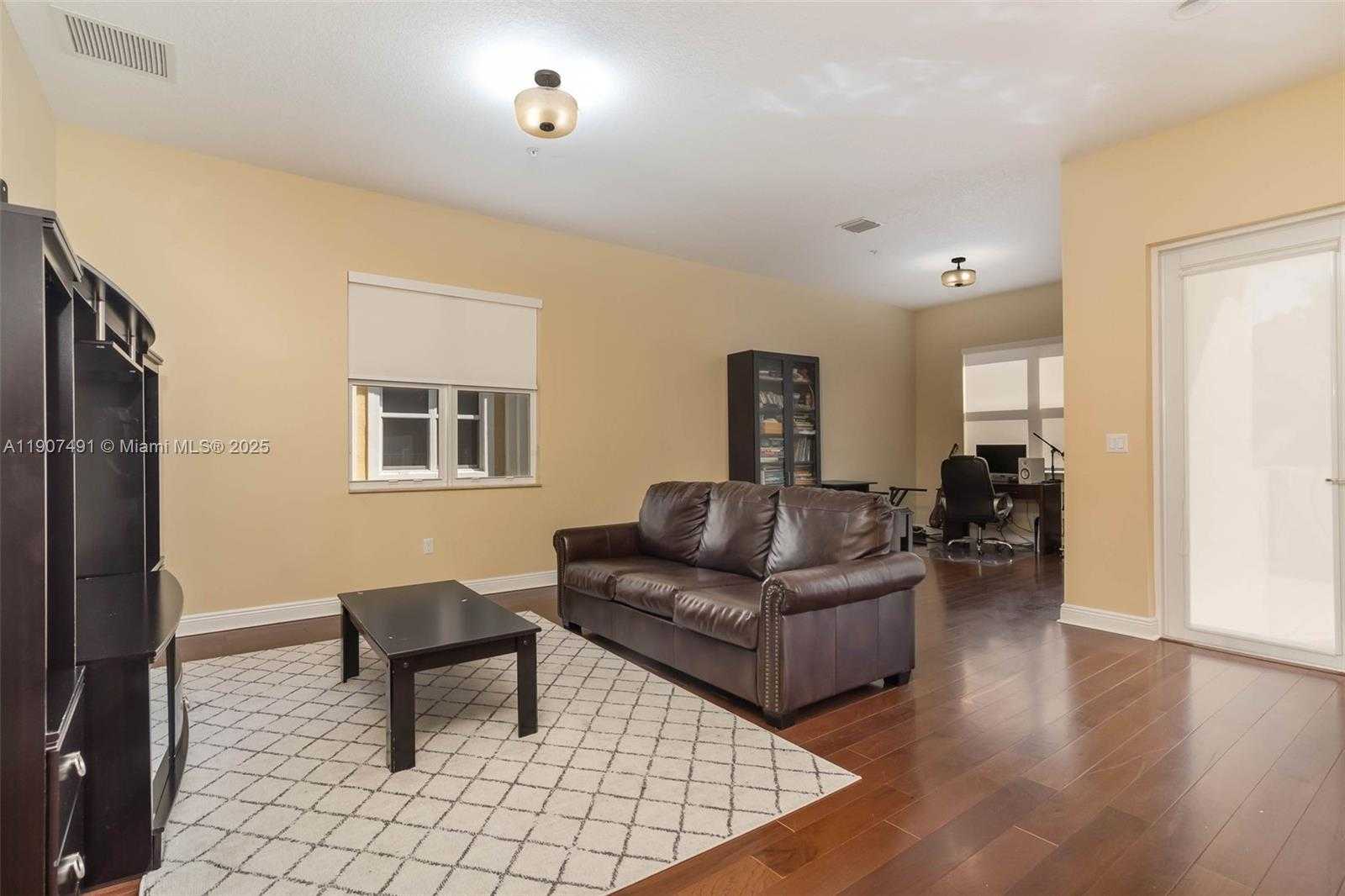 Small Image of 12448 NORTH WEST 17TH MNR, Pembroke Pines Number 19