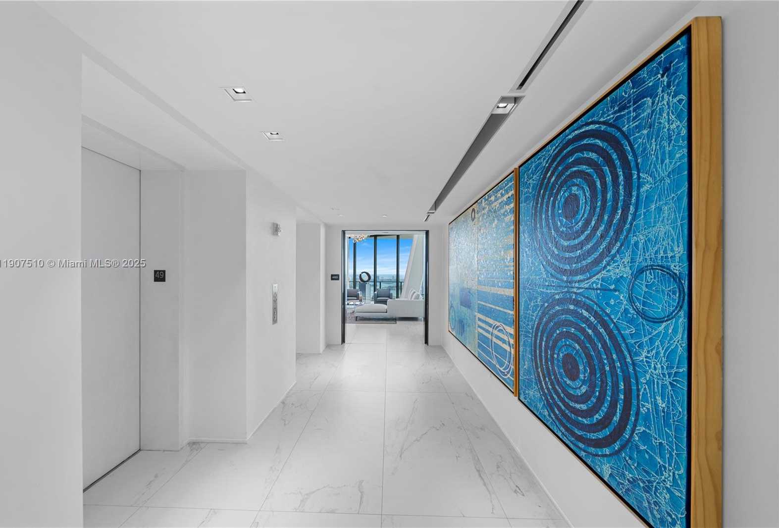 Small Image of 1000 BISCAYNE BLVD #LPH 4901, Miami Number 13