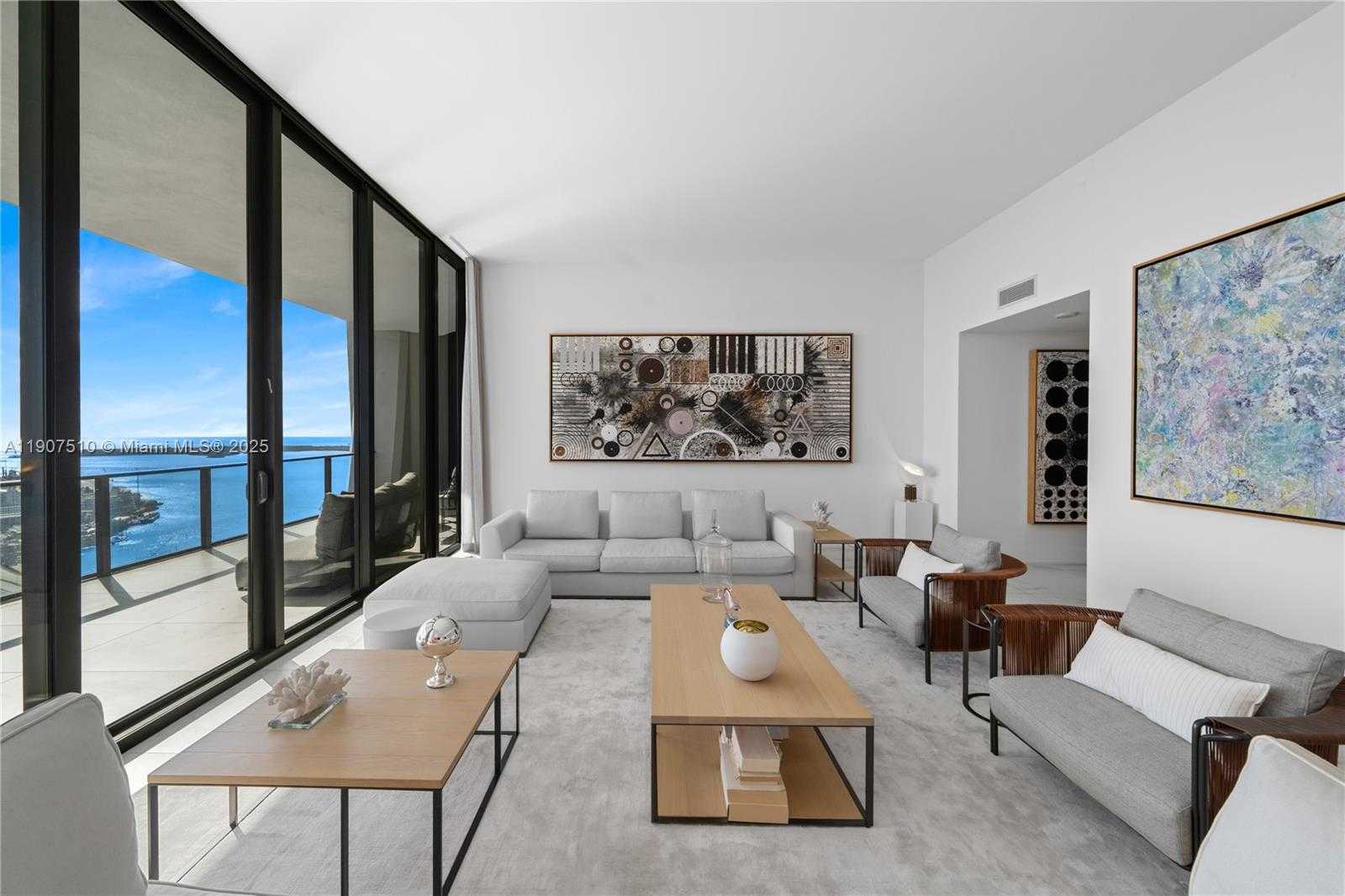 Small Image of 1000 BISCAYNE BLVD #LPH 4901, Miami Number 17