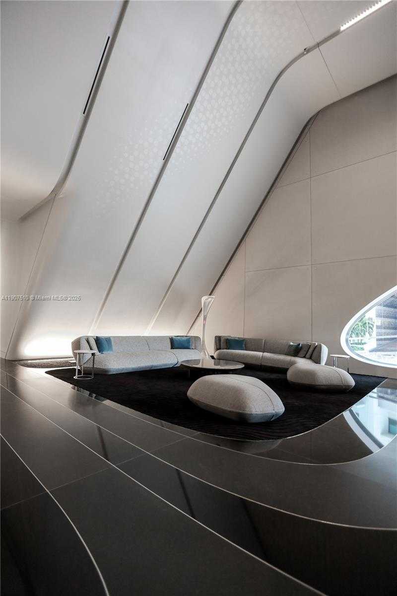 Small Image of 1000 BISCAYNE BLVD #LPH 4901, Miami Number 67