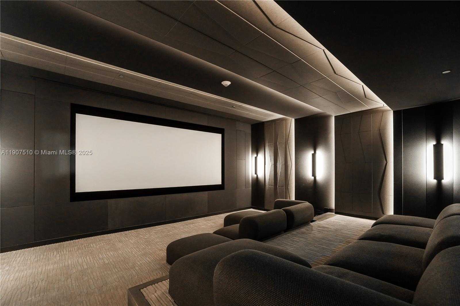 Small Image of 1000 BISCAYNE BLVD #LPH 4901, Miami Number 81