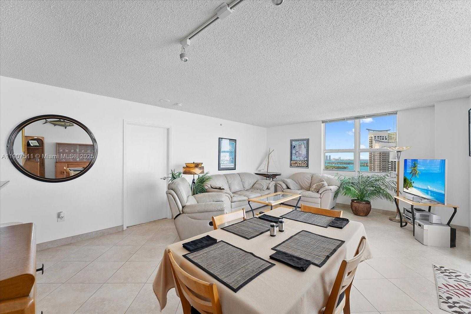 Small Image of 90 ALTON RD #2911, Miami Beach Number 6