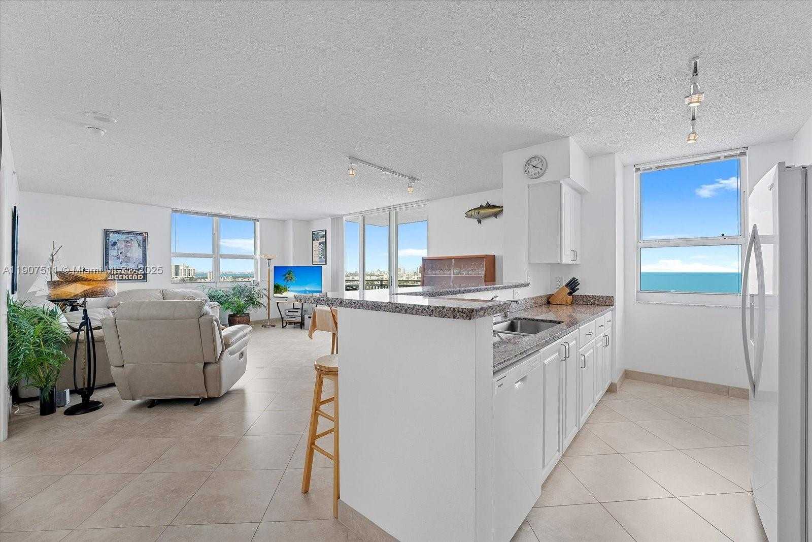 Small Image of 90 ALTON RD #2911, Miami Beach Number 7