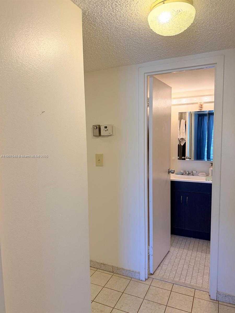 Small Image of 501 THREE ISLANDS BLVD #305, Hallandale Beach Number 11
