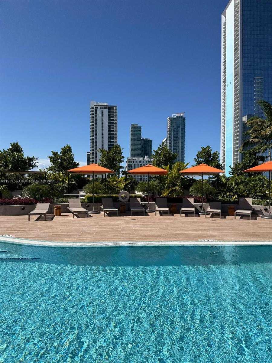 Small Image of Miami Number 42